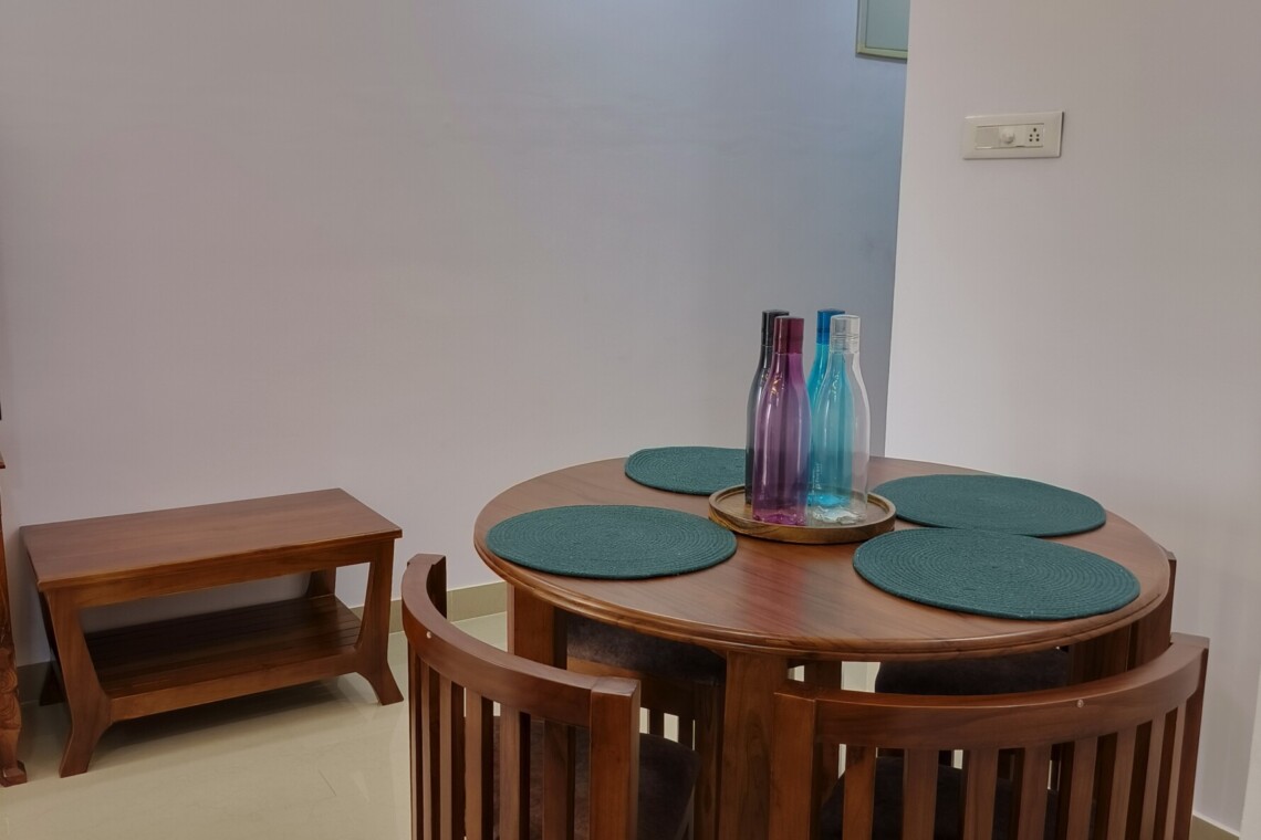 4 Seater Round Dining Table