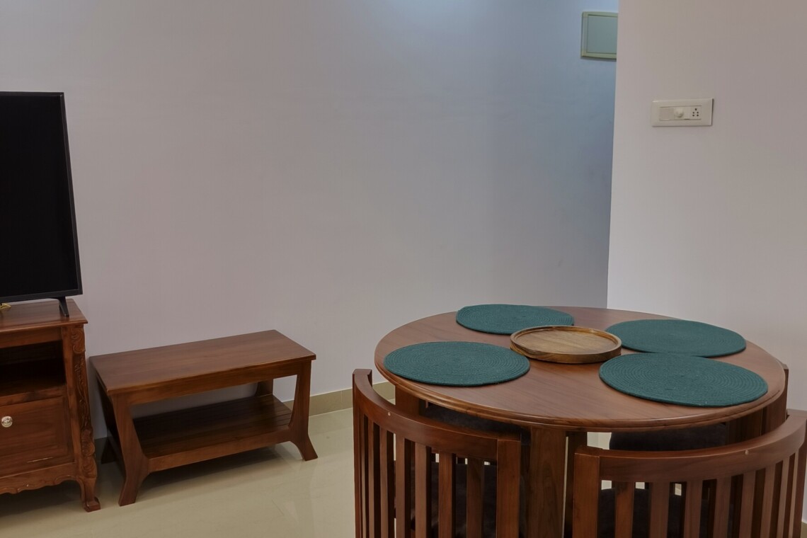 AC Hall View with 55" Smart TV, Dining table