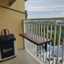 Balcony with a small counter top