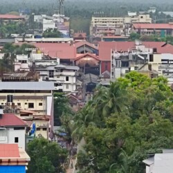 View from the Balcony - Zoomed View to the West Nada entrance to the Guruvayur temple